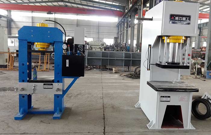 40噸龍門(mén)(框式)液壓機(jī)